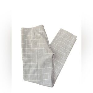 Anthropologie cartonnier  pants Gray  & White Plaid  Ankle Pants